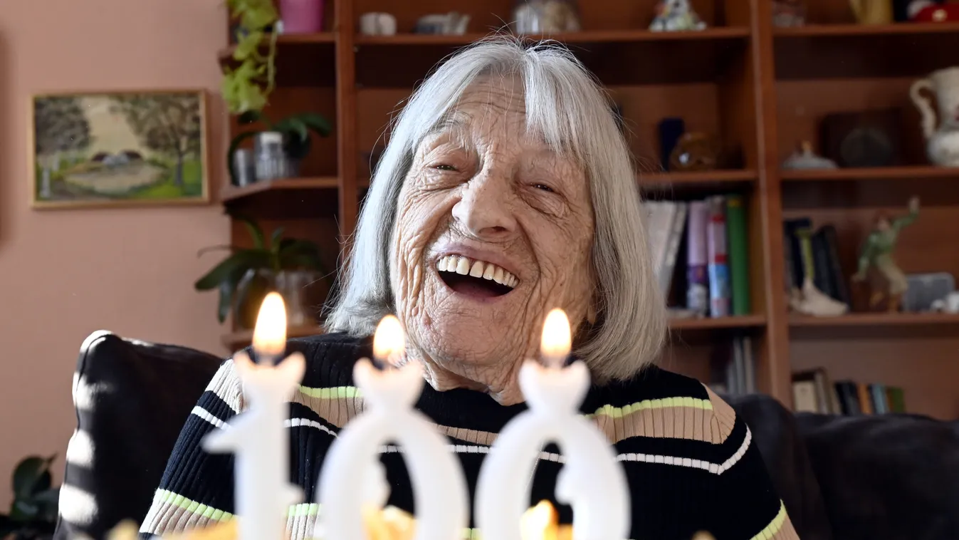 KELETI Ágnes, 100 éves, torna 