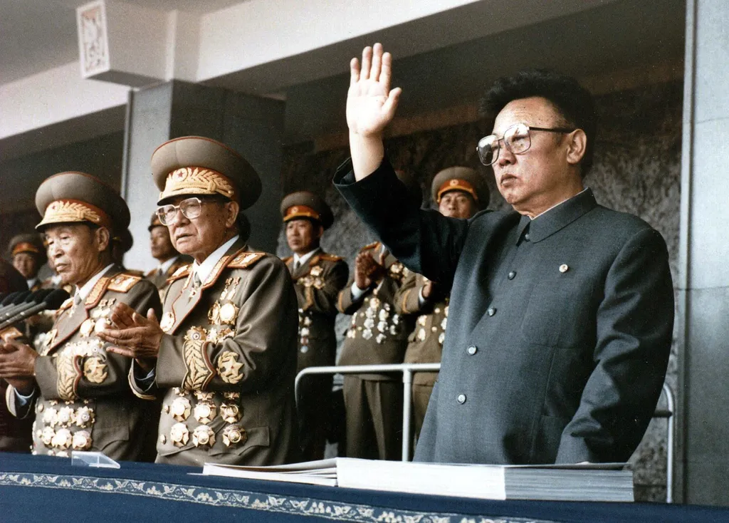koreai állami propaganda, Kim Dzsongil, Kim Jong-il 