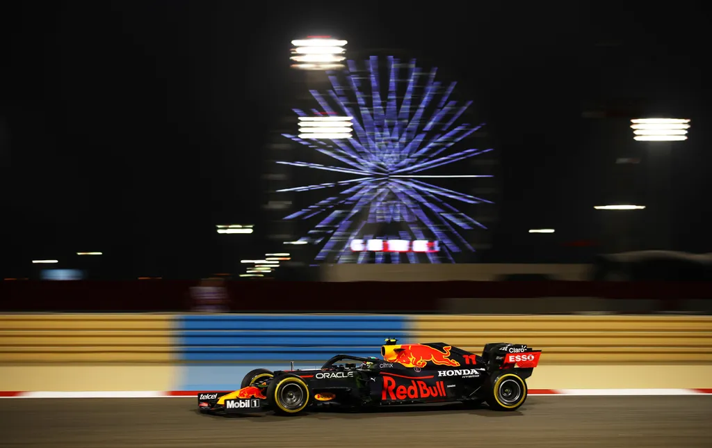 Forma-1, Sergio Pérez, Red Bull, Bahreini Nagydíj 2021, péntek 