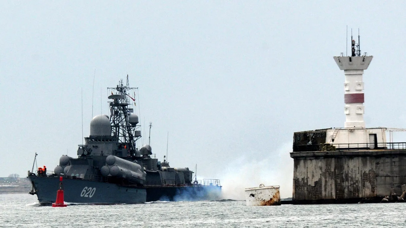Ukrajna, krím, orosz hadihajó szevasztopol kikötőjében 