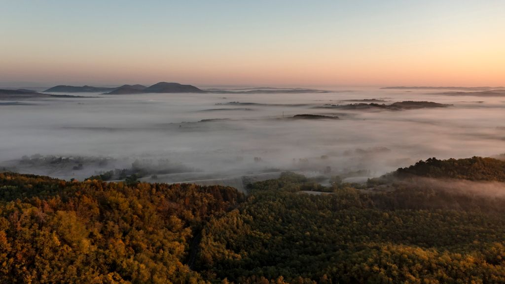 Gyönyörű képeken a reggeli köd Nógrádban, galéria, 2023 