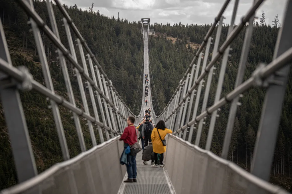 The longest footbridge in the world May,2022,bridge,Czech Republic,dolni morava,Pedestrian bridge,sk Horizontal 