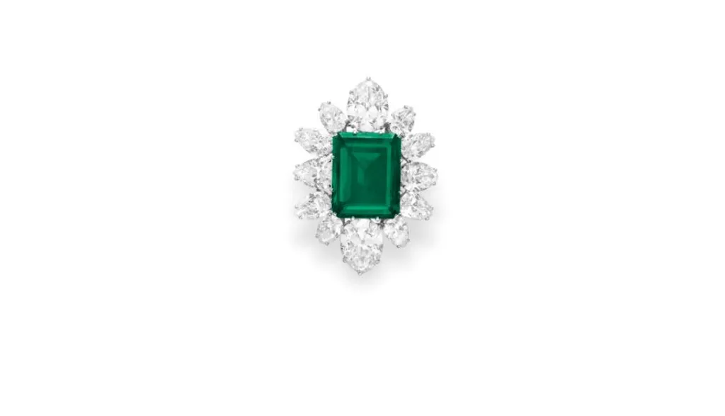 smaragd galéria  
#2 Elizabeth Taylor Brooch ($ 6.5 billion) 