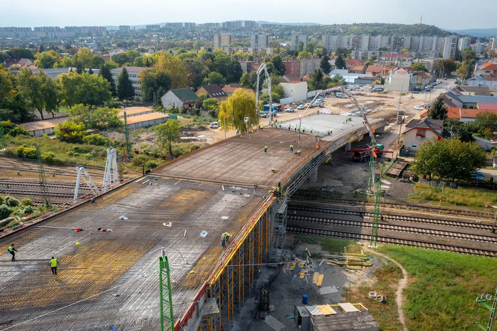 miskolci Y-híd megépül a Martinkertváros felé vezető „Y” alakú híd 