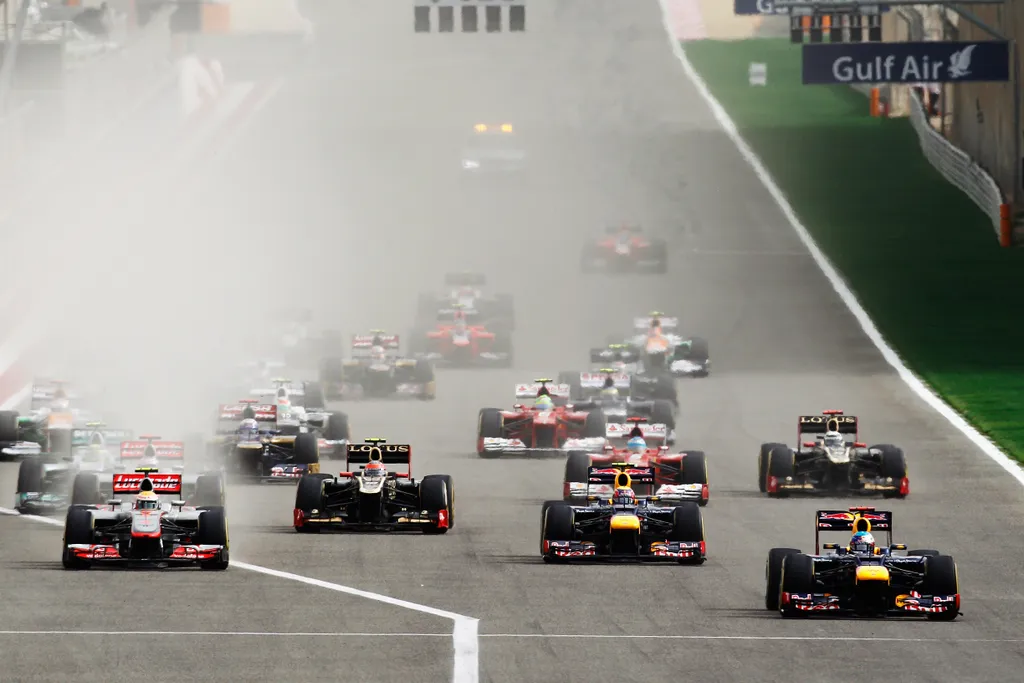 Forma-1, Sebastian Vettel, Red Bull, Bahreini Nagydíj 2012 rajt 