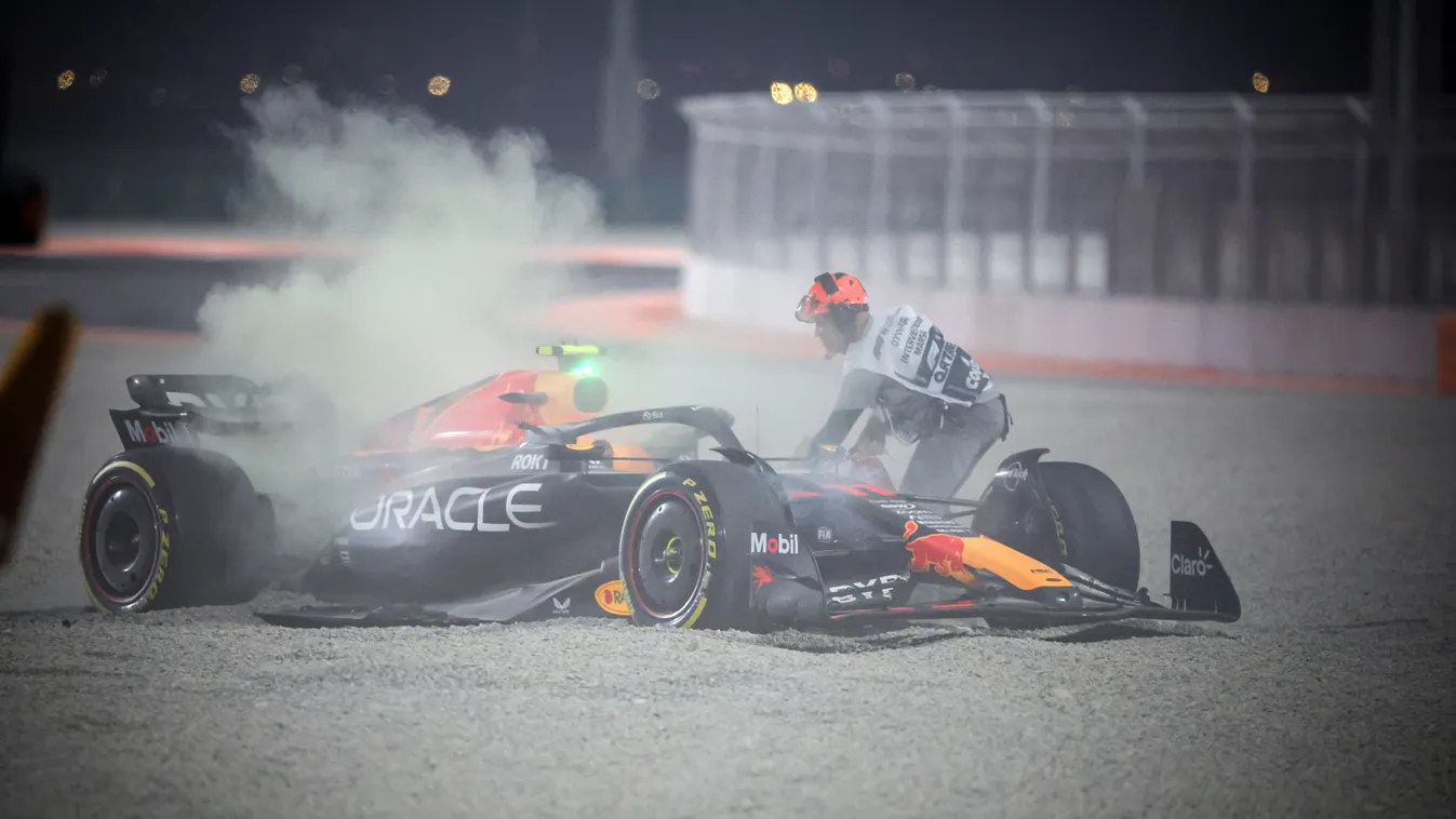 F1 Qatar Grand Prix - Sprint car crash,crash,crash out,F1,Formula 1,race,race car,racing Horizontal 