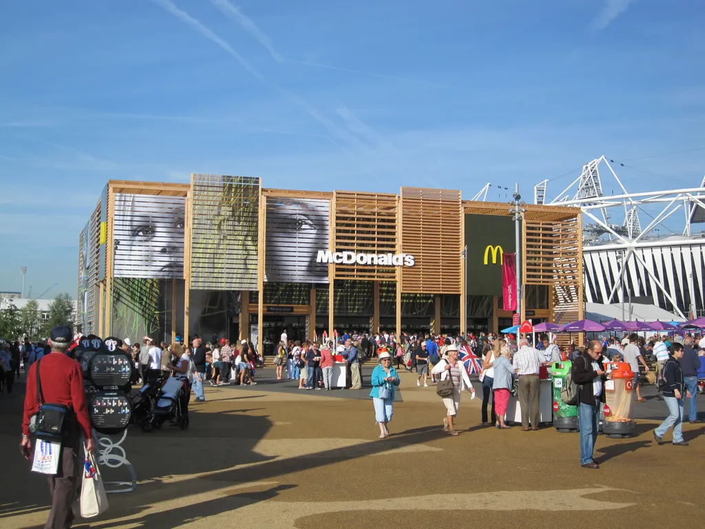 Legszebb McDonalds éttermek – galéria Olympic Stadium, London 