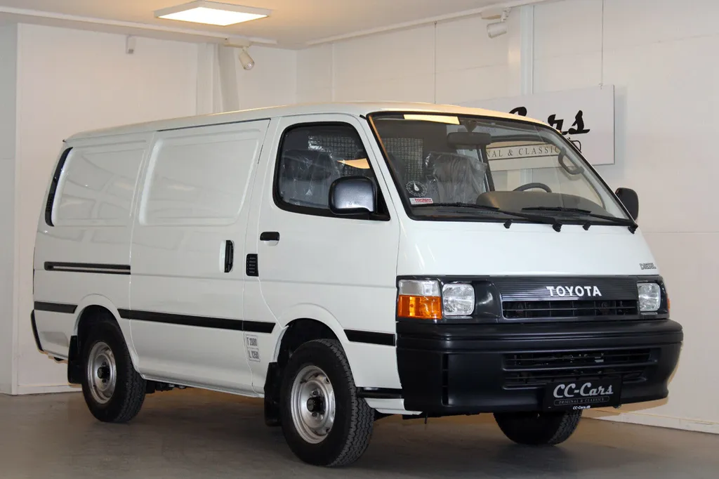 Toyota Hiace 