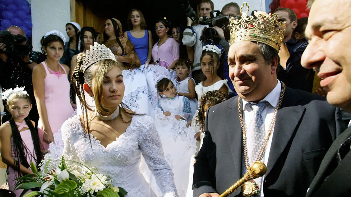 Egy törökországi klinikán szombaton meghalt a romániai Florin Cioaba, aki a romák nemzetközi királyának tekintette magát, és akit áprilisban a Nemzetközi Roma Szövetség elnökévé választottak