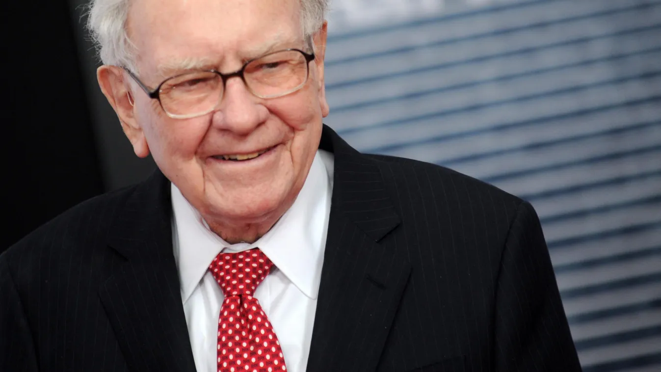 Premiere of The Post USA Washington actors 14.12.2017 PHOTOCALL premiere film industry Warren Buffett at the Washington, DC Premiere of The Post at The Newseum. Washington, DC - Thursday December 14, 2017. 