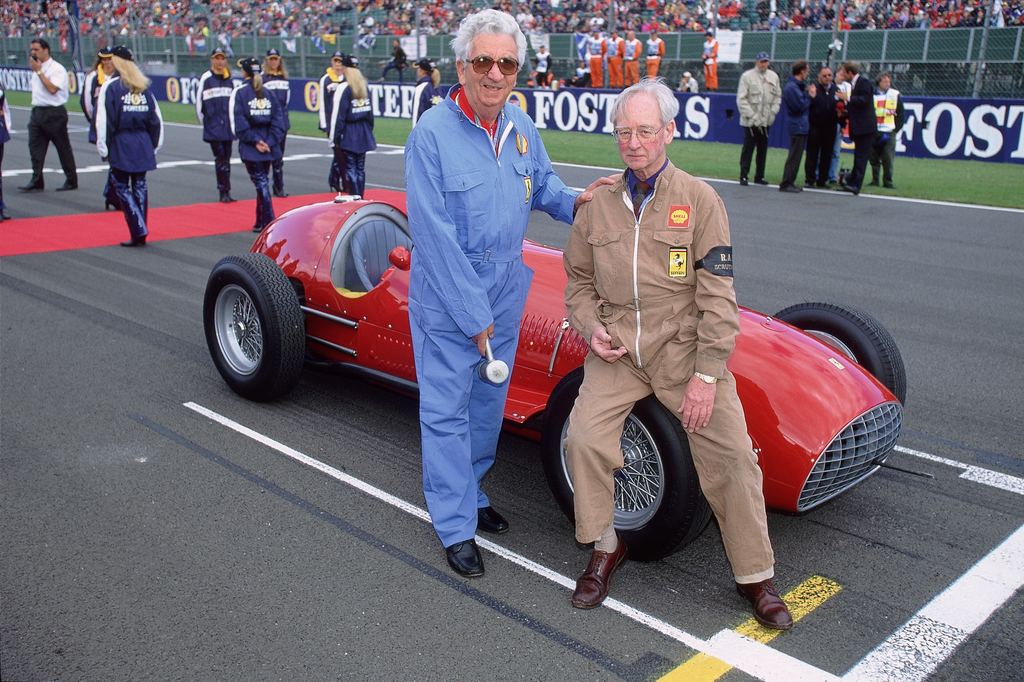 Forma-1, Ener Vecchi, Scuderia Ferrari, Alastair Wadsworth, SHELL GP, Brit Nagydíj 2001 