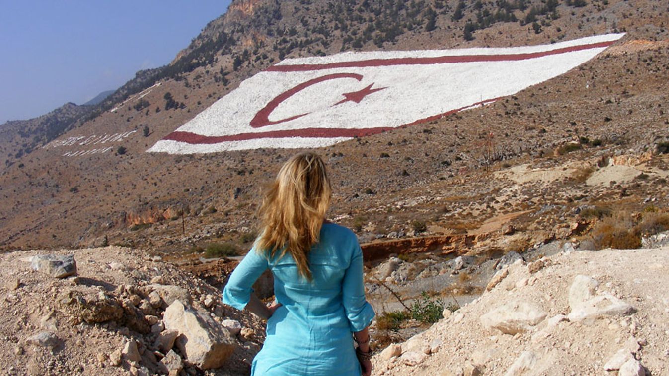 Ciprus, török zászló
