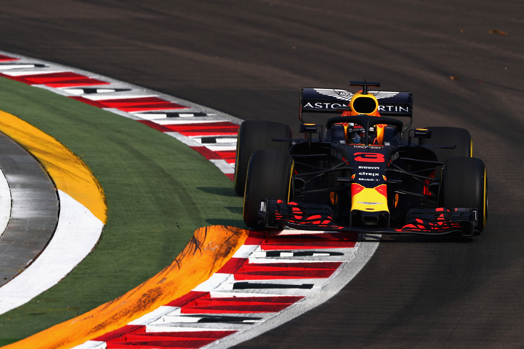 A Forma-1-es Szingapúri Nagydíj pénteki napja, Daniel Ricciardo, Red Bull Racing 