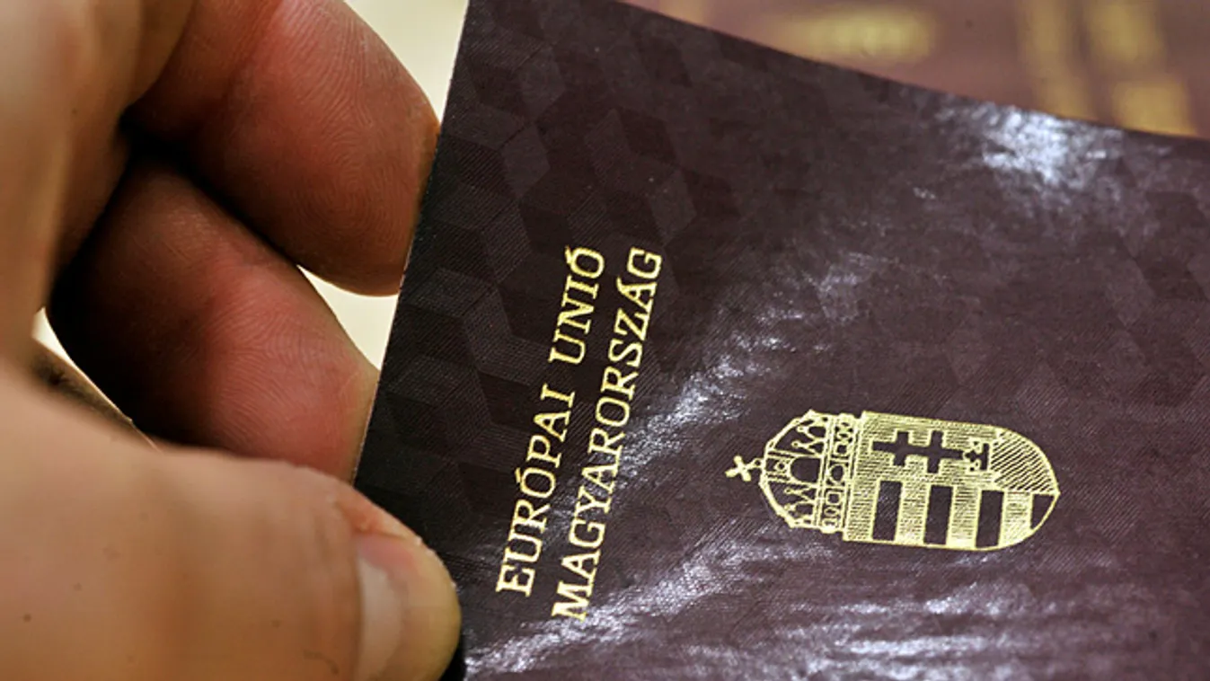 Magyarország elnevezésű személyi okmányok, útlevél, személyi, jogosítvány 
