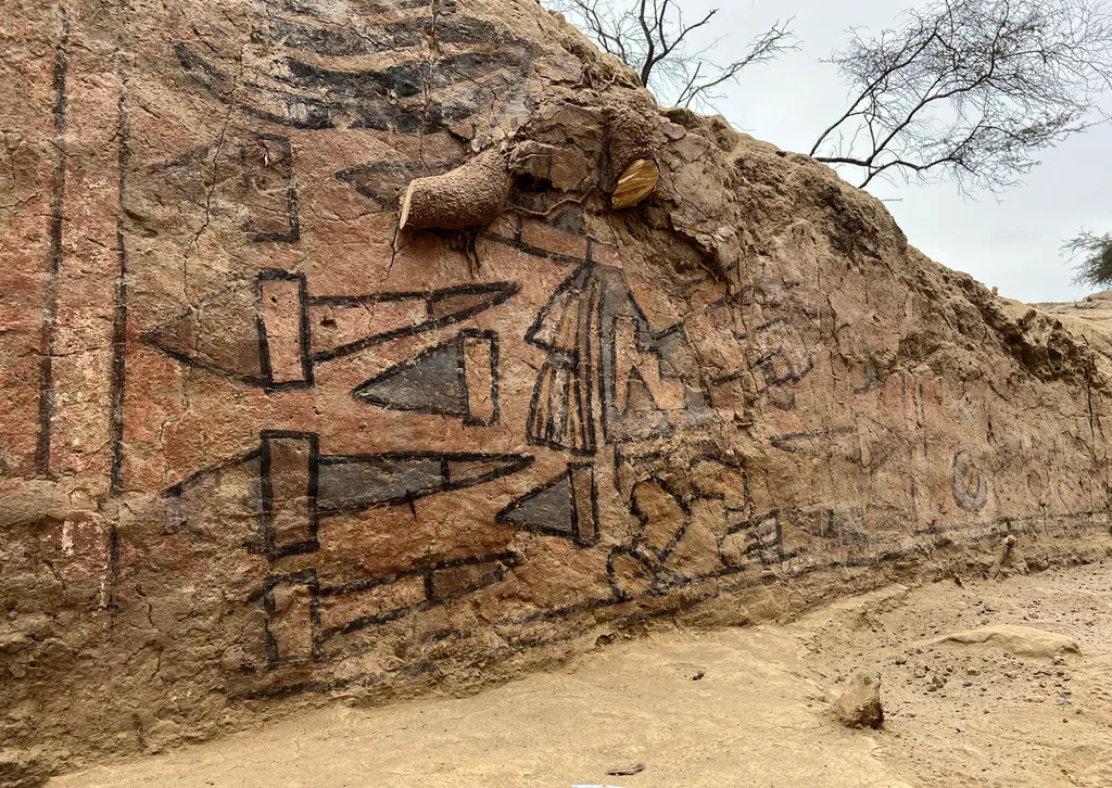 Egy évszázada elveszett freskót találtak régészek Peruban, galéria, 2022 
