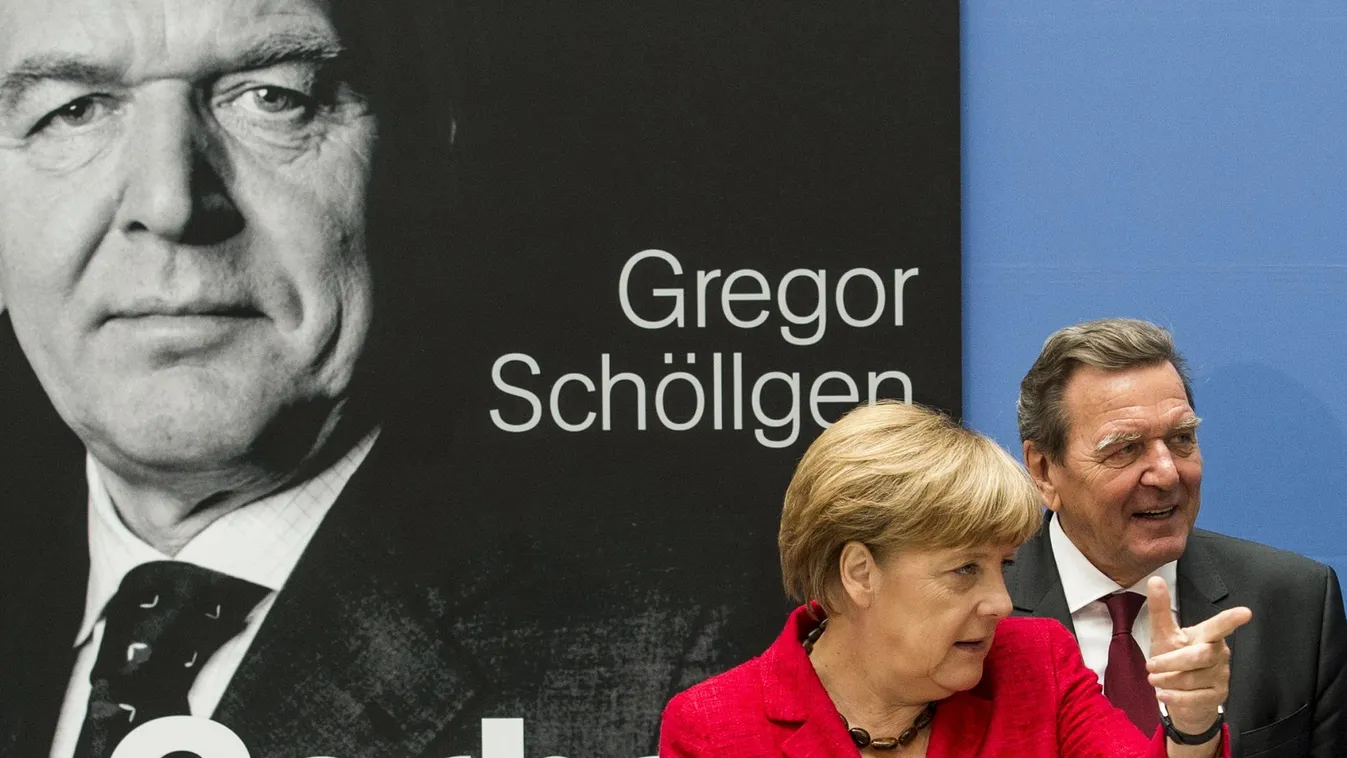 Angela Merkel és a volt német kancellár Gerhard Schröder 