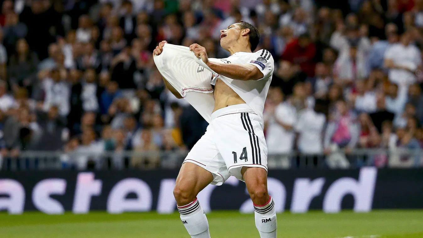 Madrid, 2015. április 22.
Chicharito, a spanyol Real Madrid játékosa a szintén spanyol Atletico Madrid ellen a labdarúgó Bajnokok Ligája negyeddöntőjében játszott visszavágó mérkőzésen a Real otthonában, a Santiago Bernabeu Stadionban 2015. április 22-én.