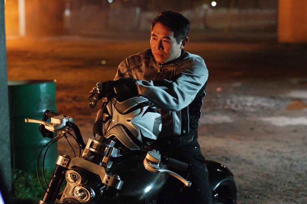 War (2007) USA Cinema moto motocyclette motorbike Horizontal 