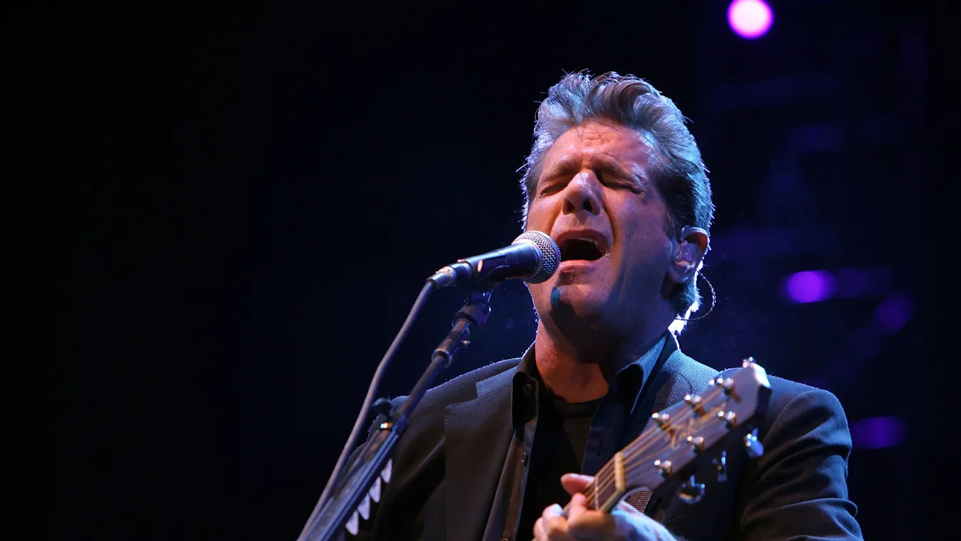 Eagles guitarist Glenn Frey dead at 67 The Eagles Horizontal PORTRAIT-POSE-MOOD-AMBIANCE-CLOTHING AND OBJECT 