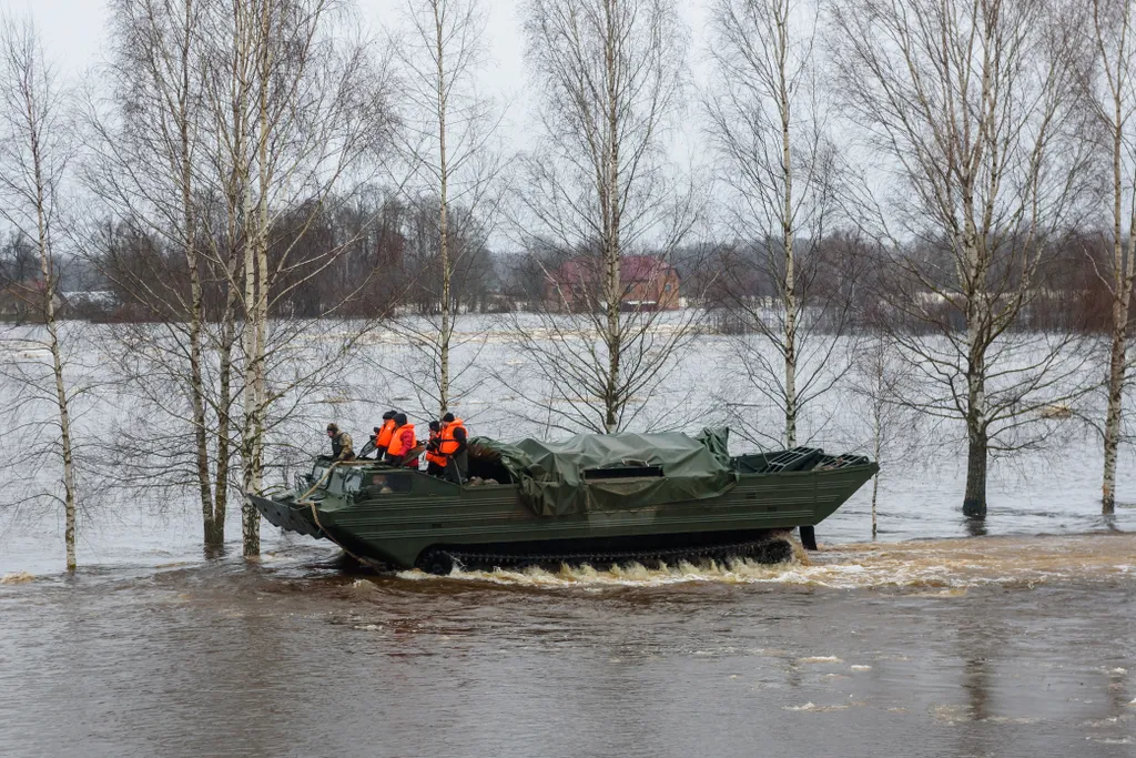 Daugava, folyó, Lettország, áradás, lett, áradások, árvíz 