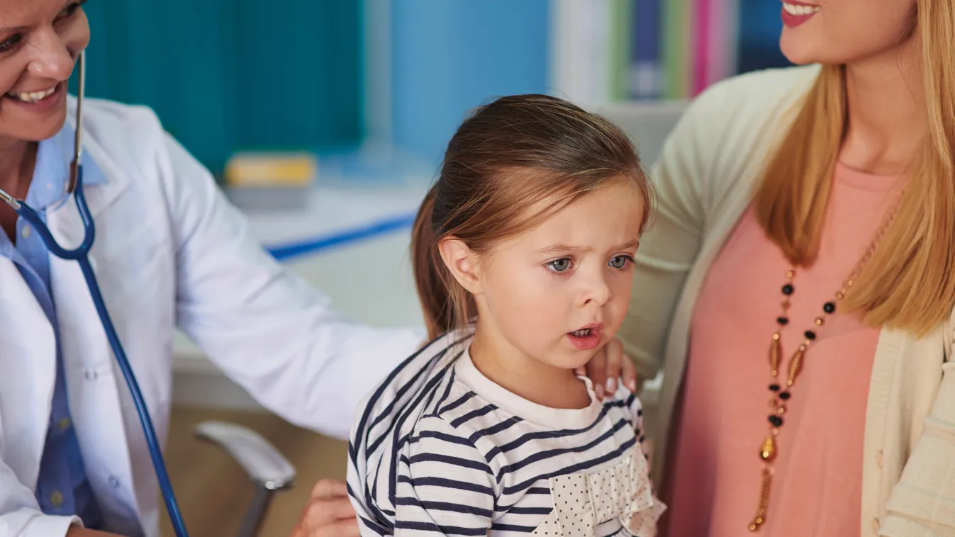 Betegségek, amelyeket könnyen összeszedhet a gyerek, akár az iskolában is orvos doktor tüdő-gyulladás 