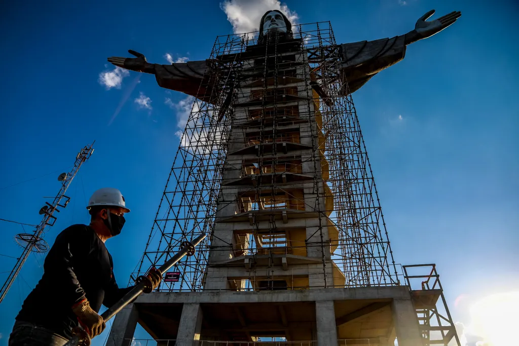 A rióinál is hatalmasabb Krisztus-szobrot építenek egy brazil kisvárosban, galéria, 2021 