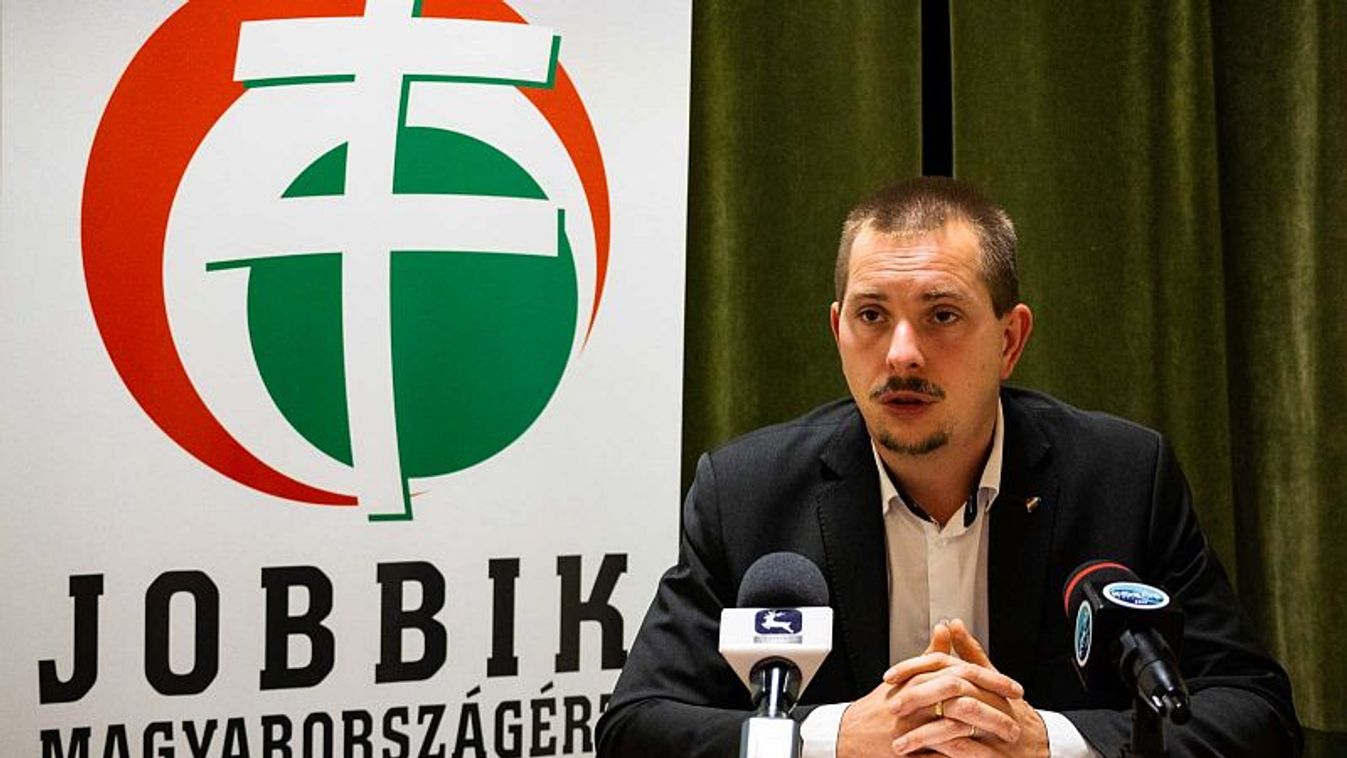 2020 Jobbik Samu Tamás Gergő Szarvas sajtótájékoztató 