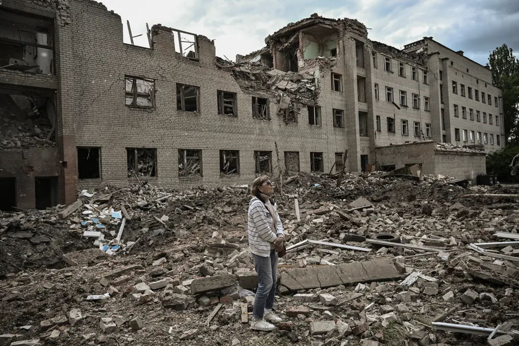 ukrán válság 2022, orosz, ukrán, háború, Ukrajna, pusztítás, Bakhmut, romok 