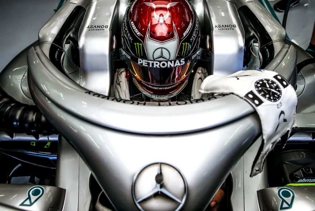 Forma-1, Bahreini Nagydíj, péntek, Lewis Hamilton, Mercedes-AMG Petronas 