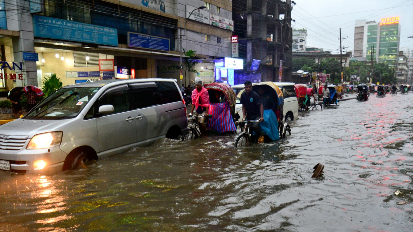 kalapara, 2022. 10. 25., esőzés, időjárás, vihar, banglades, 9 ember halt meg, heves esőzések 