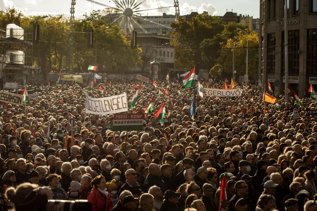 békemenet 2021 október 23 Békemenet Erzsébet tér 