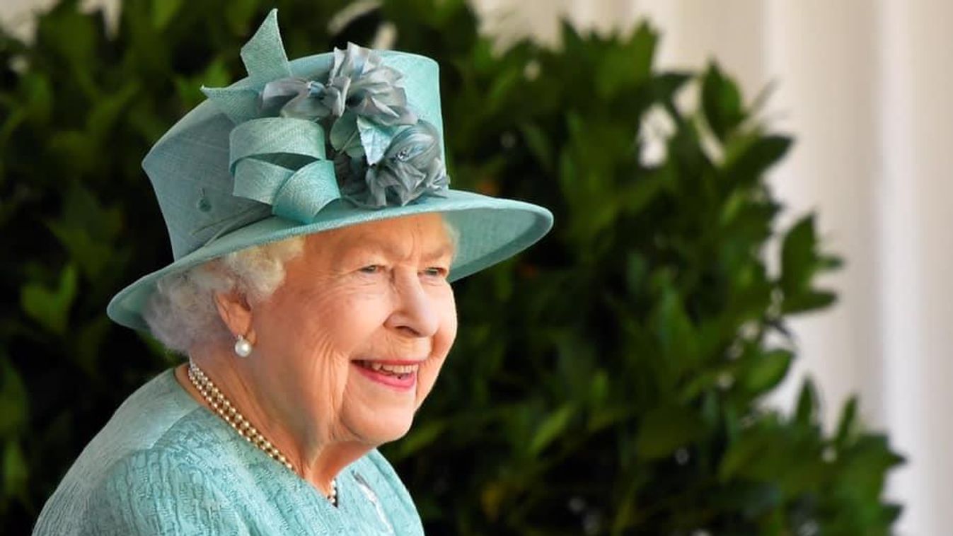 II. Erzsébet királynő hivatalos születésnapi ünnepségen 