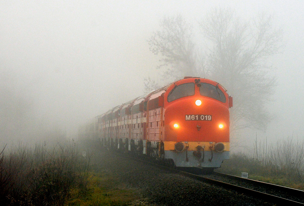 évforduló FOTÓ ÁLTALÁNOS KÖZLEKEDÉSI ESZKÖZ mozdony vonat 