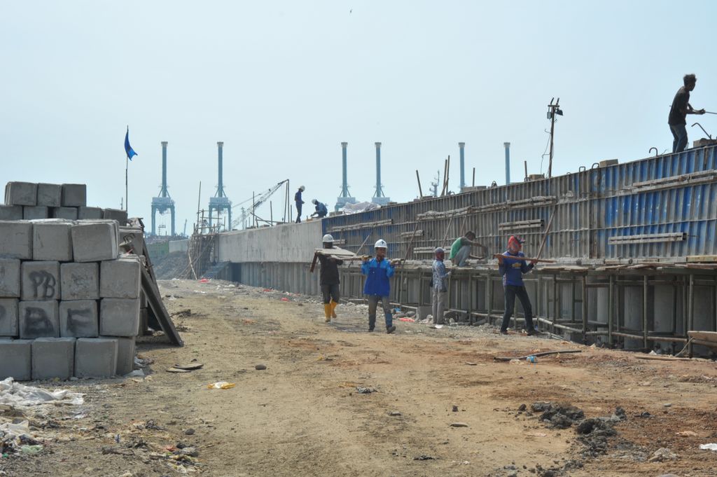 Jakarta galéria
Seawall construction in Cilincing Indonesia jakarta Seawall construction Development Project people news october 2017 Cilincing 
