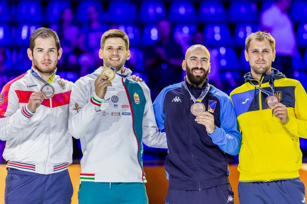 Vívó vb 2019 Budapest vívás világbajnokság döntő párbajtőrvilágbajnok Siklósi Gergely
aranyérem átadás 