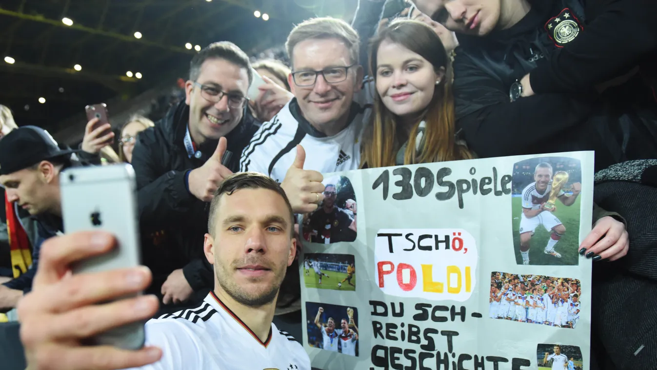 Lukas Podolski, foci 