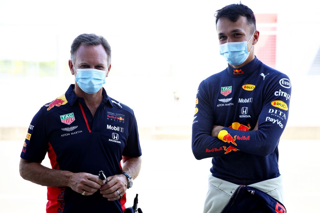 Forma-1, Alexander Albon, Christian Horner, Red Bull Racing, Silverstone teszt 2020 