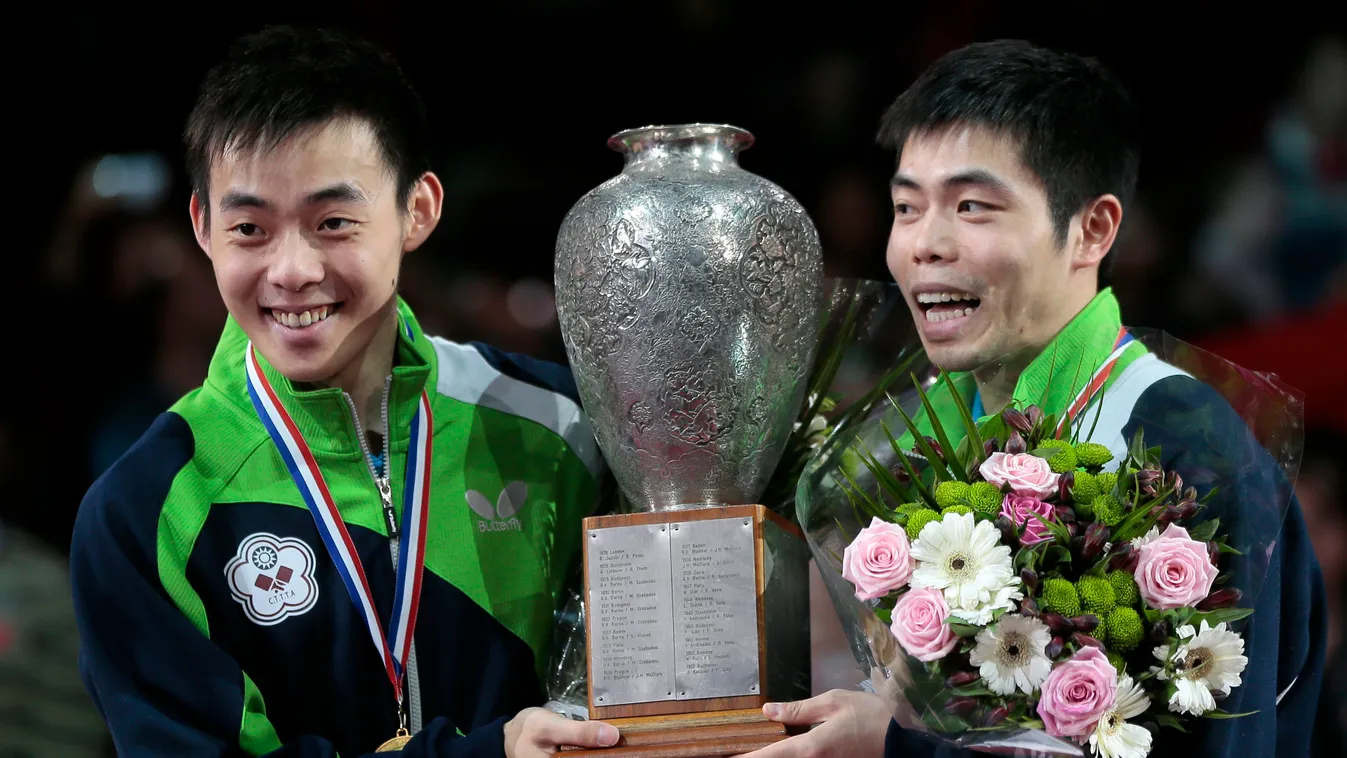 Horizontal TABLE TENNIS WORLD CHAMPIONSHIP PODIUM TROPHY BUST 