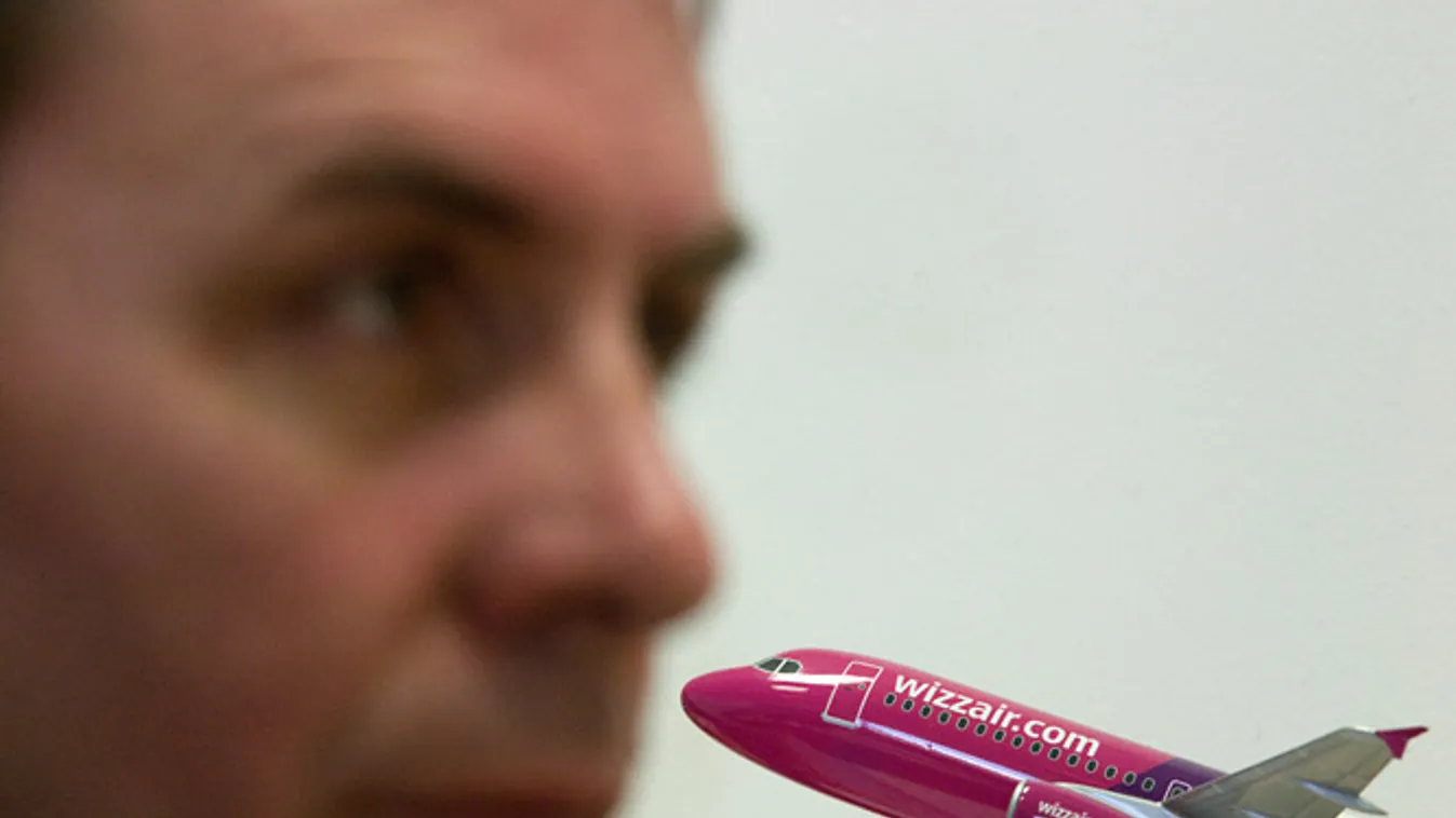 Wizz Air, Váradi József egy 2009-es sajtótájékoztatón