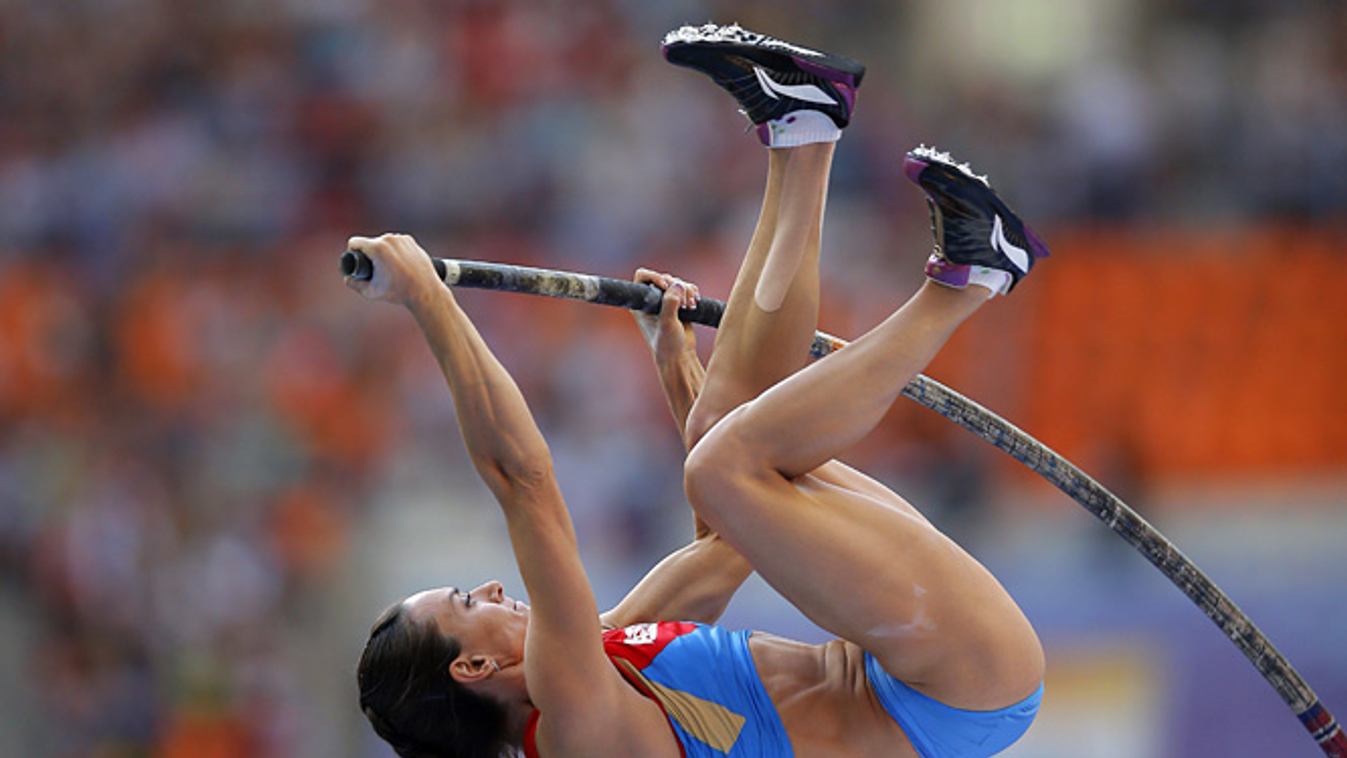 Jelena Iszinbajeva, orosz rúdugró a moszkvai szabadtéri atlétikai világbajnokságon 