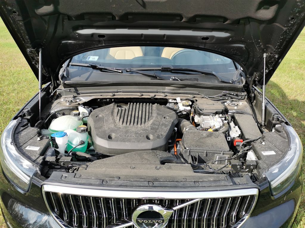 Volvo XC40 T5 Twin Engine teszt 