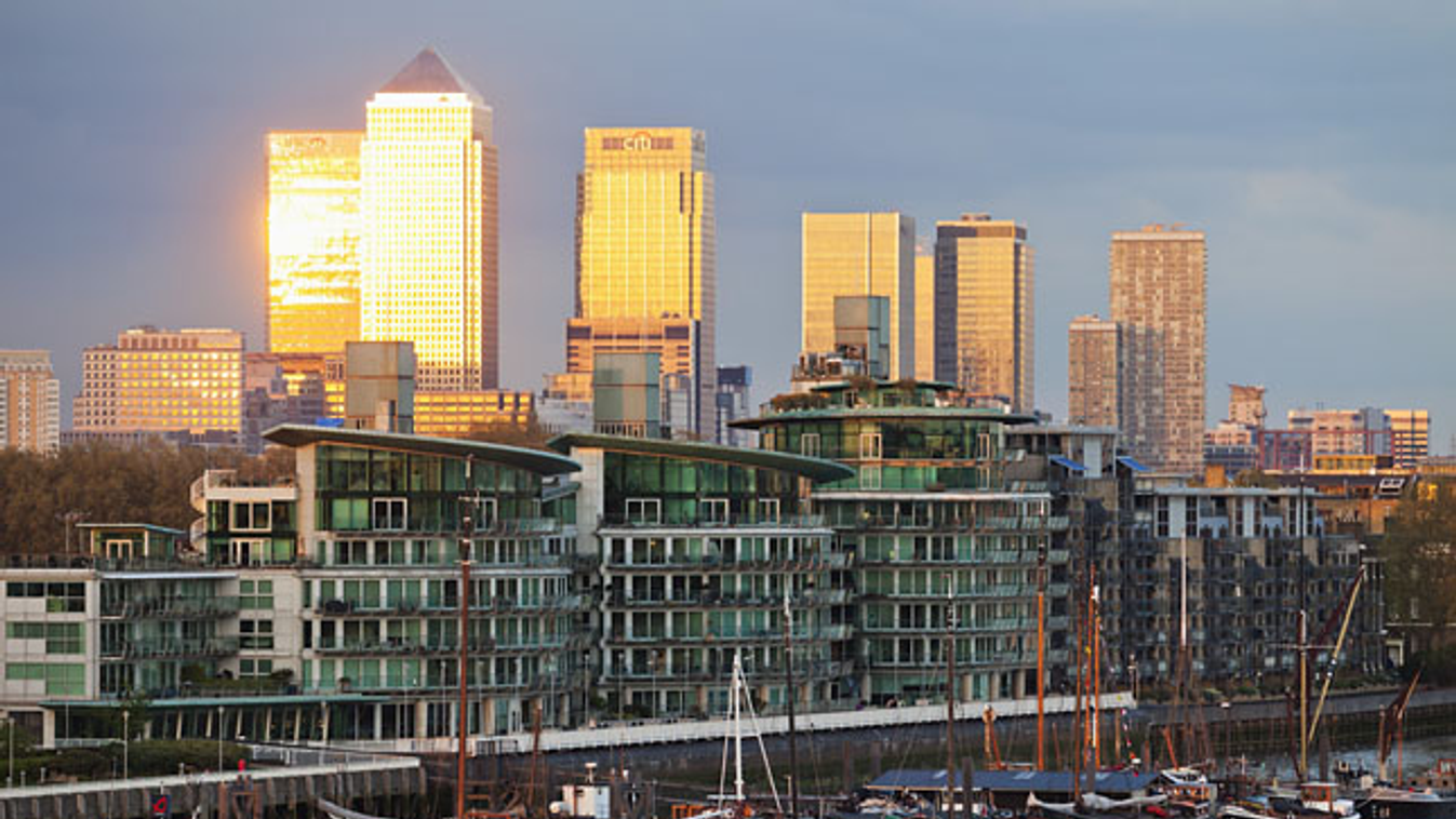 csúcsbankárok prémiumjai, bankárfizetések, London pénzügyi negyede, Canary Wharf