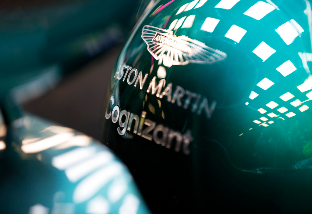 Forma-1, Lance Stroll, Aston Martin F1 Team, Silverstone filmforgatás, Aston Martin logo 
