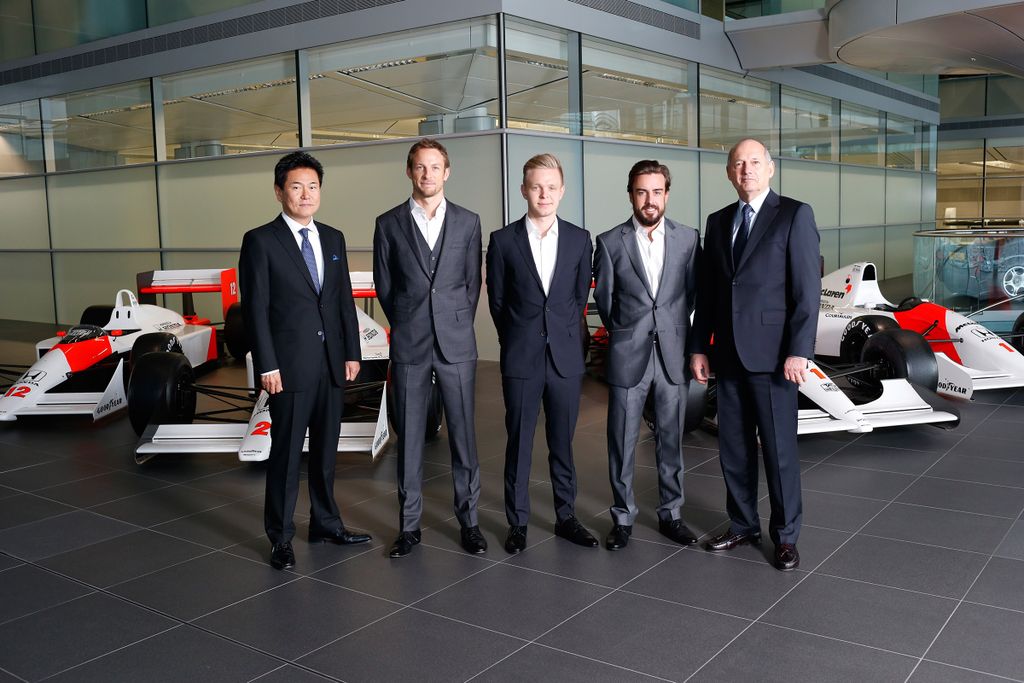 Forma-1, Jenson Button, Kevin Magnussen, Fernando Alonso, Ron Dennis, McLaren 