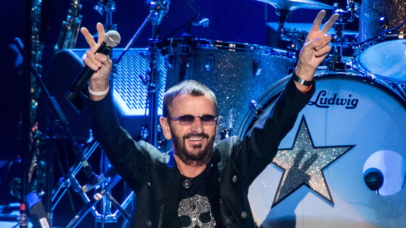 Ringo Starr & His All-Starr Band In Concert - New York, New York GettyImageRank2 Performance VERTICAL USA New York City MUSIC Brooklyn - New York Ringo Starr Photography Arts Culture and Entertainment Kings Theatre 2015 His All-Starr Band PersonalityInQue