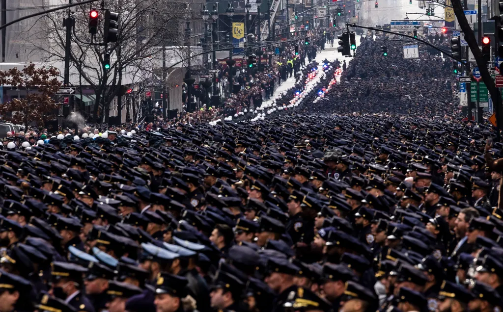 Lelőtt New York-i rendőr temetése, galéria, 2022.02.03. 