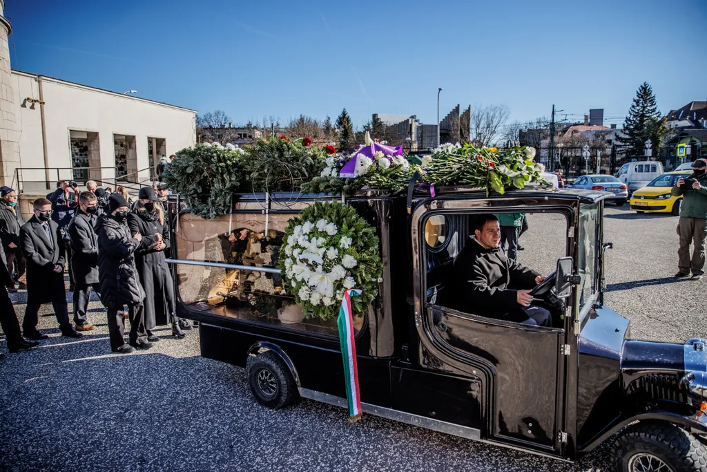 Csollány Szilveszter temetése 