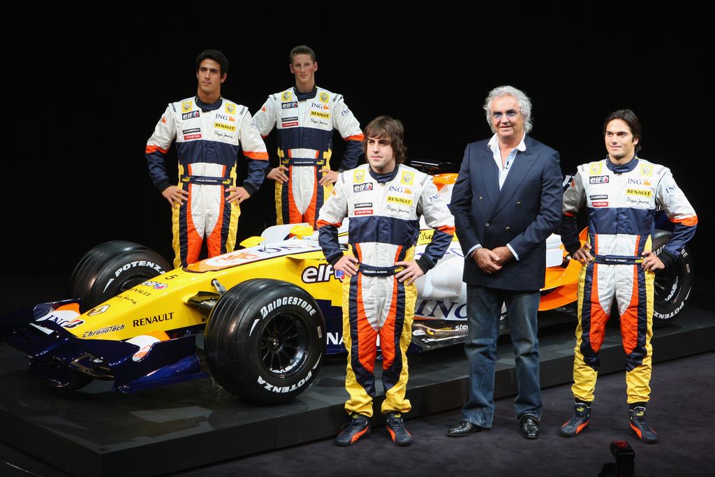 Forma-1, Renault bemutató 2008, Fernando Alonso, Nelson Piquet Jr, Flavio Briatore, Romain Grosjean, Lucas di Grassi 