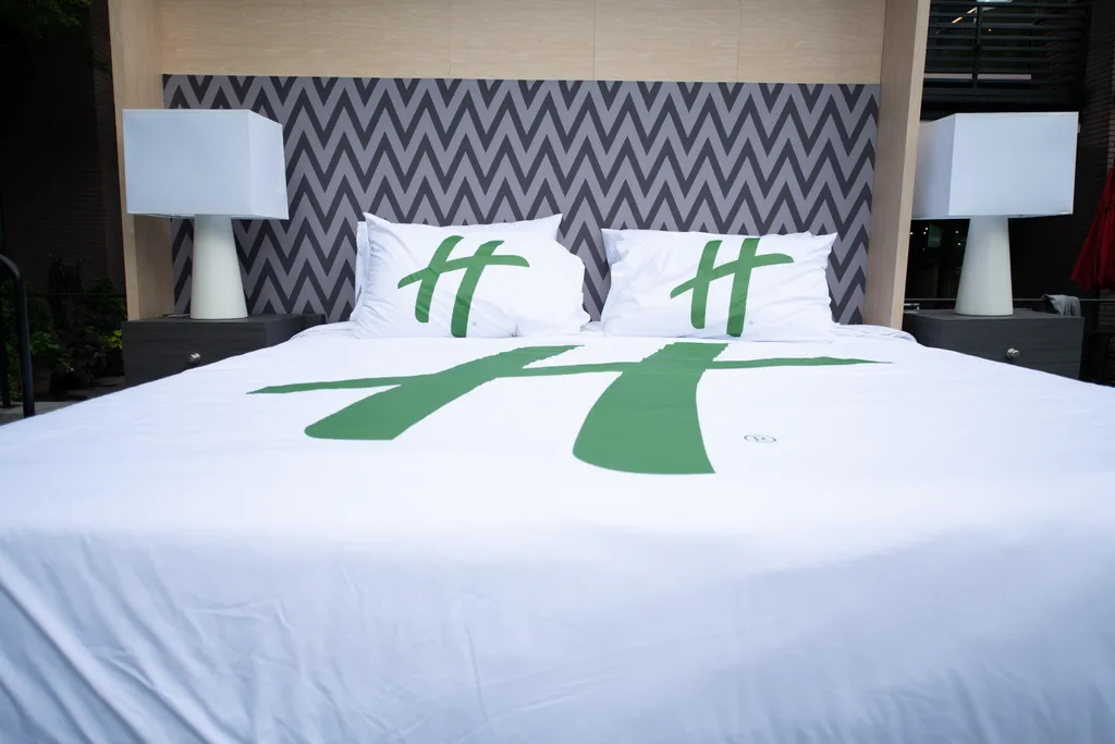 Holiday Inn Brings Oversized Hotel Room To Atlantic Station For Chocolate Milk Happy Hour With Complementary Fairlife Chocolate Milk And Otis Spunkmeyer Cookies GettyImageRank3 atlanta 