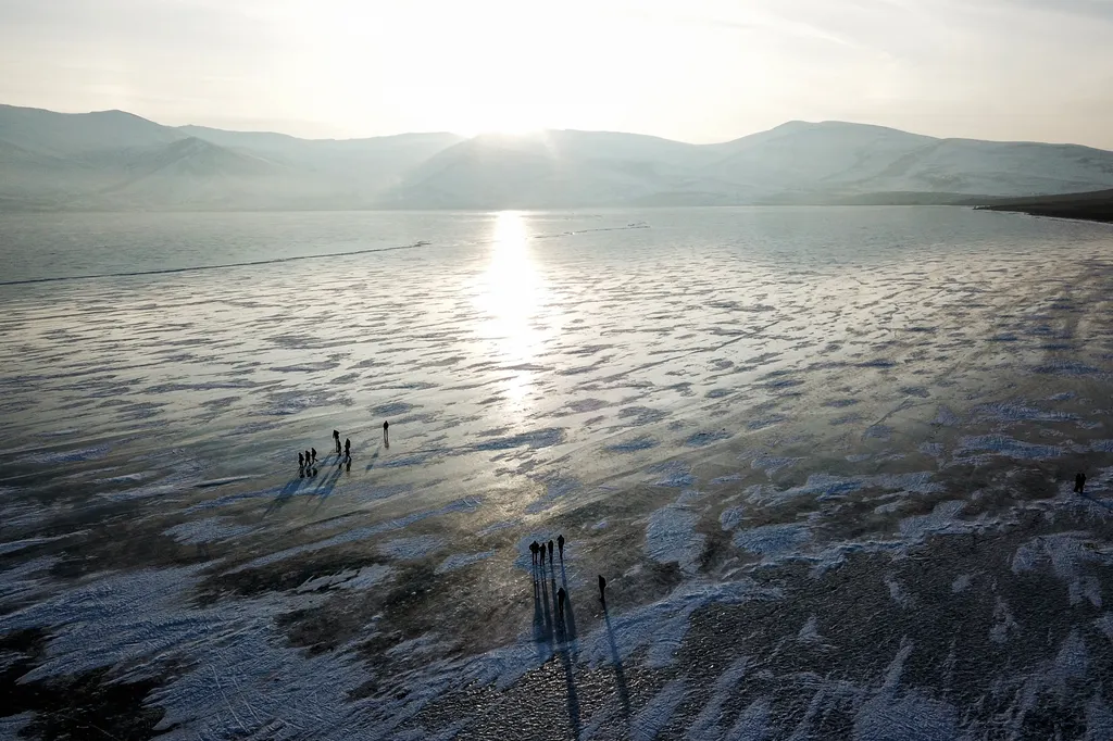 Csodálatos látvány ez a befagyott tó Törökországban, galéria, 2022 